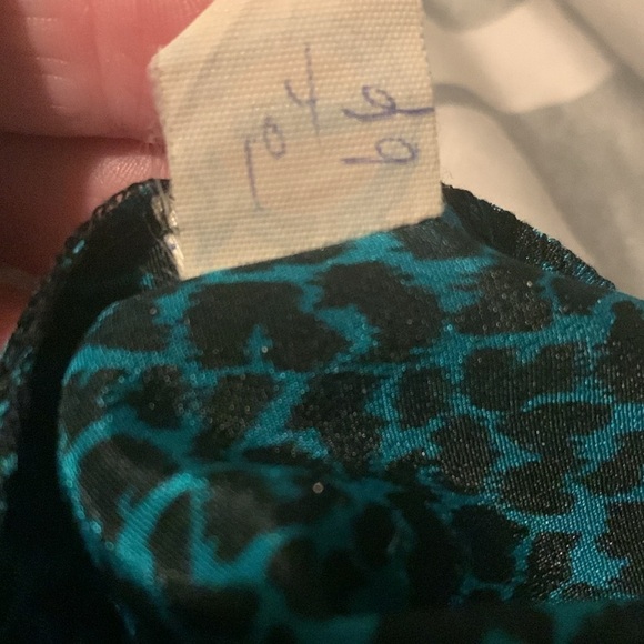 1970s Vintage Lady Carol Petites of NY 2 piece skirt set blue leopard silk small - Picture 9 of 9